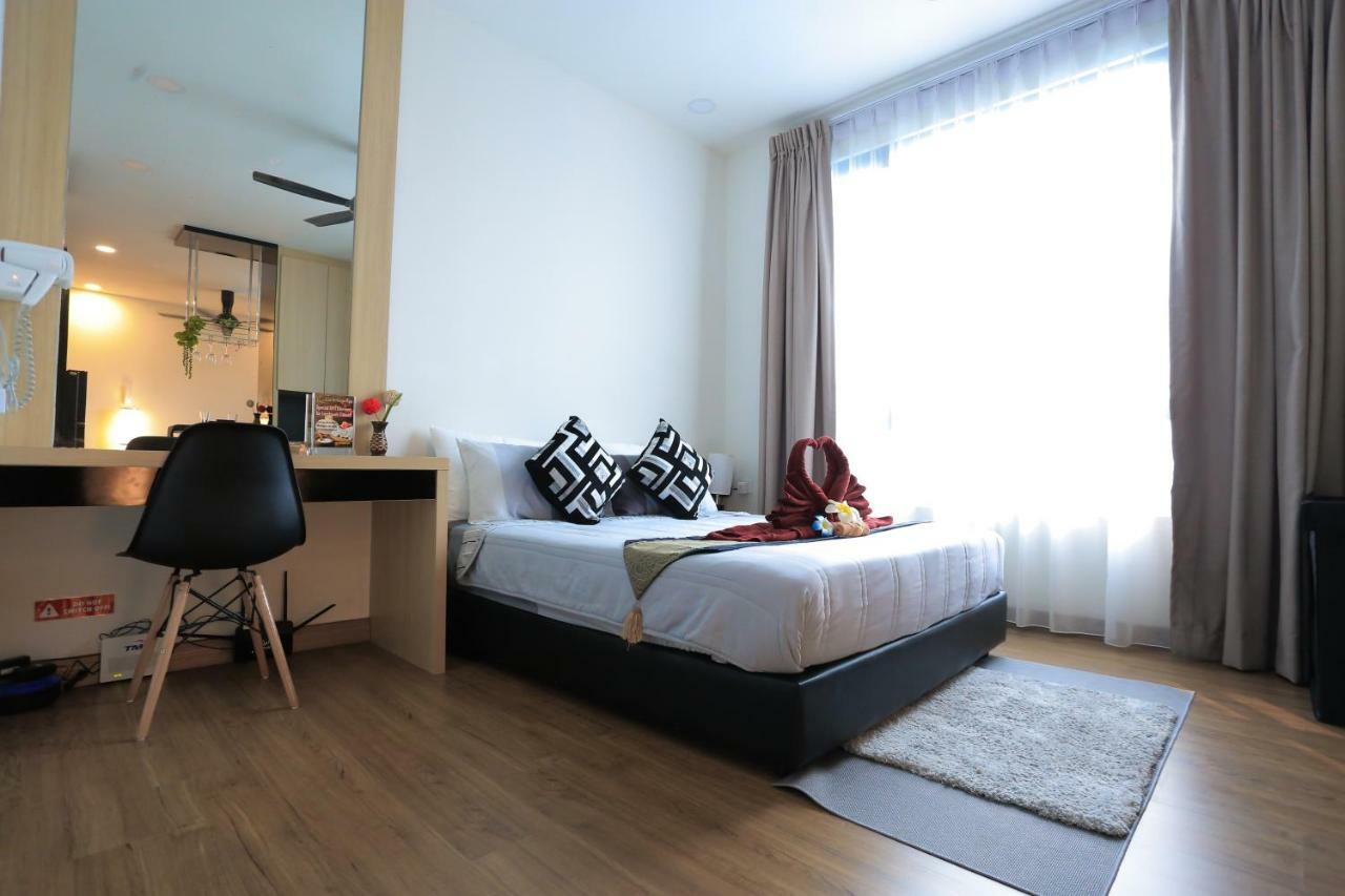 Mlh Deluxe Studio Suites @ Landmark Residence Cheras Εξωτερικό φωτογραφία